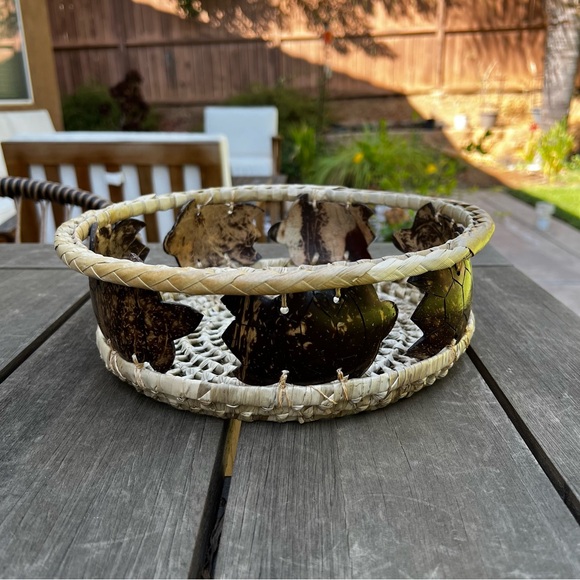 Hand Woven SeagrassTurtle Carved Coconut Shell Round Basket - Picture 5 of 8